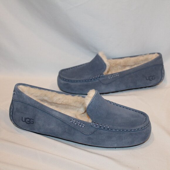 NIB UGG WOMEN'S‎ ANSLEY BLUE SUEDE SHEARLING LINED SLIPPERS - Picture 2 of 8